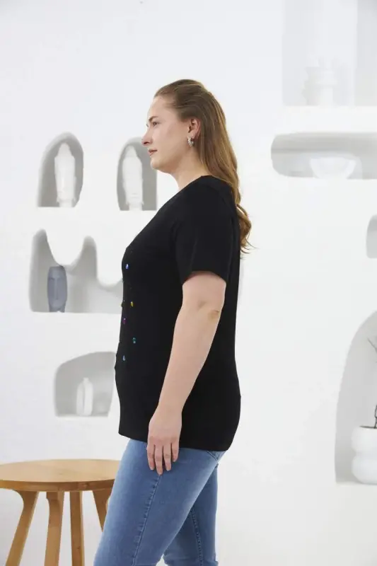 Футболка большого размера с бусинами и каменной отделкой, черная. - 3