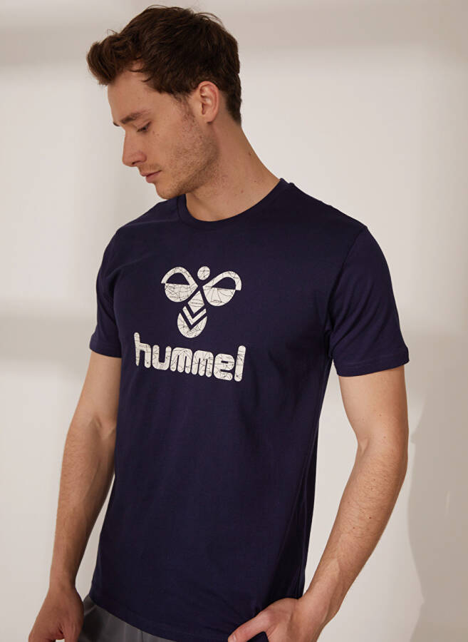 Футболка Hummel темно-синяя мужская с круглым вырезом 910946-7480 AKIRA T-SHIRT S/S TEE - 1