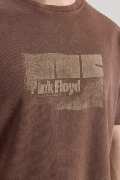 Футболка Pink Floyd Regular Fit с круглым вырезом короткий рукав светло-коричневый - 5