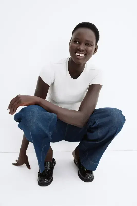 Футболка по фигуре - светло-серый - 4