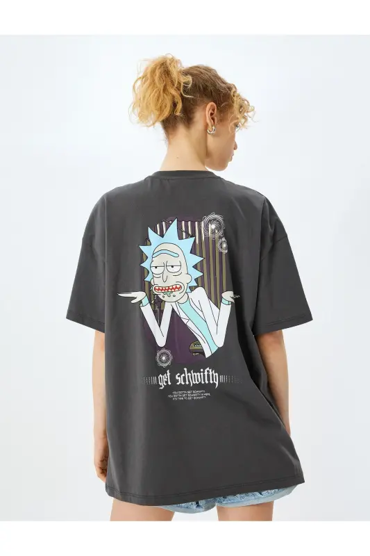Футболка Rick And Morty с лицензионным принтом на спине, оверсайз - 4