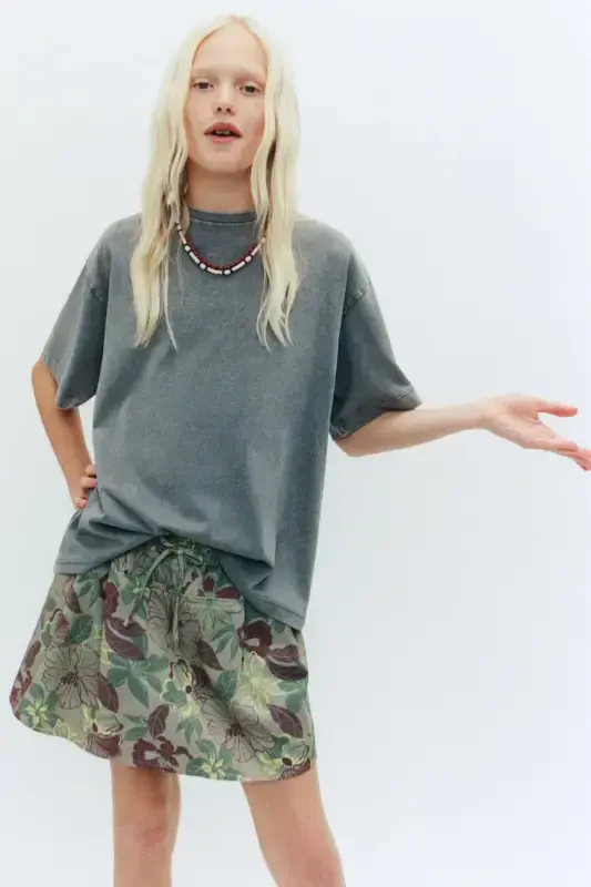 ФУТБОЛКА С ЭФФЕКТОМ ПРИГЛУШЕНИЯ - Антрацитовый серый - ZARA