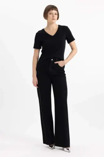 Футболка с коротким рукавом из рибаны, Slim Fit, V-образный вырез, черный - DEFACTO (1)