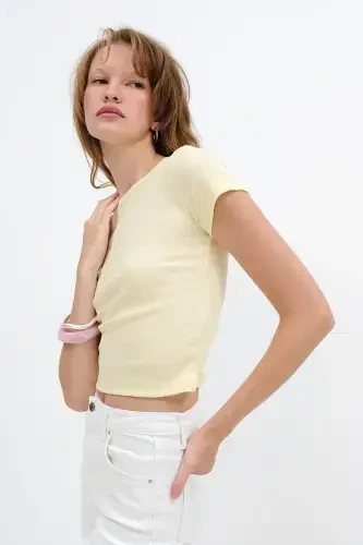 Футболка с круглым вырезом, базовая P13343-U6-A.Желтый - ADDAX (1)