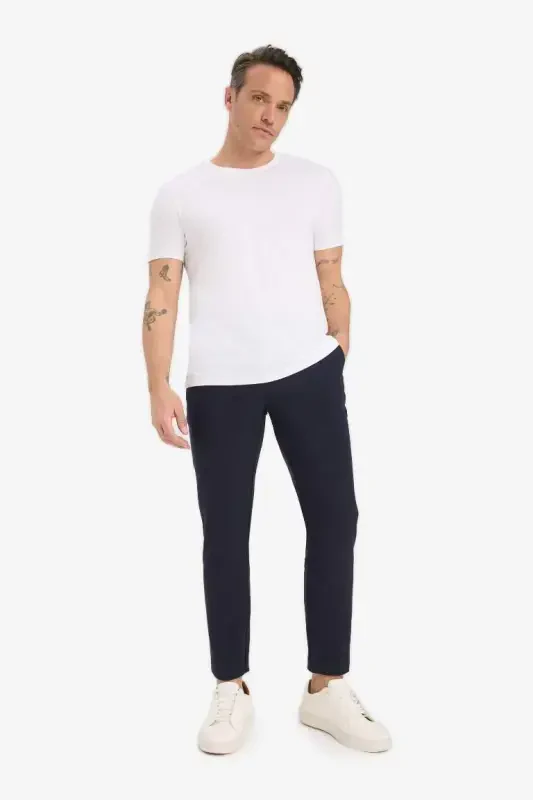 Футболка с круглым вырезом премиум качества Basic Slim Fit Белая - 2