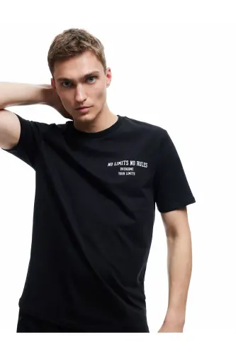 Футболка спортивная oversize с принтом, с короткими рукавами и круглым вырезом - 1