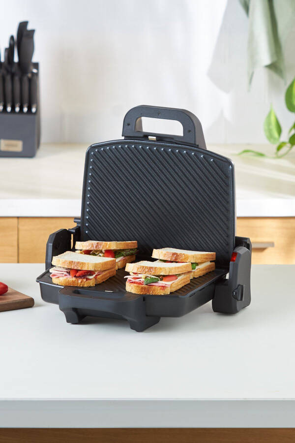 Future Essential Toaster Matte Black 1800 W - 2