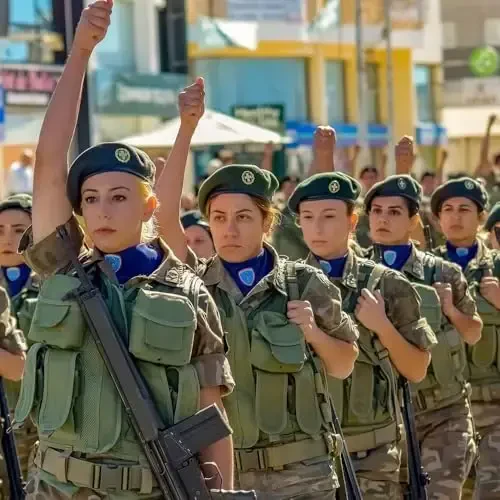 Gajaous erkaklar va ayollar uchun Britaniya harbiy beretlari, jun va charm beret shlyapalari, turli xil rangdagi armiya beretlari - 3