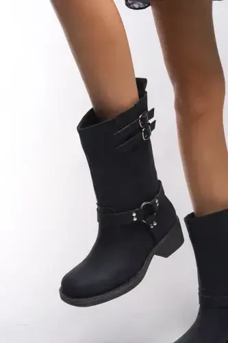 Galmicca Women's Buckle Detailed Short Biker Boots 00123022 Matte Black-Matte Black - 5