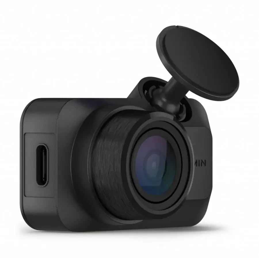 Garmin Dash Cam™ Mini 3, 140 daraja ko‘rish maydoni, o‘rnatilgan Clarity™ polarizatori, ovoz bilan boshqariladigan, avtomatik yozish xususiyatiga ega juda ixcham 1080p HD Dash Cam - 1