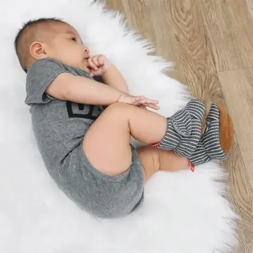 GDSDYM Baby Booties Cozy Fleece Slippers Soft Baby Shoes With Gripper Soles, Winter Warm Infant Newborn Crib Sock Shoes First Walkers - 3