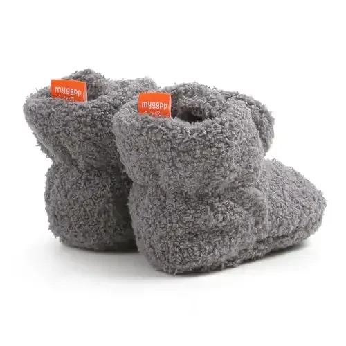 GDSDYM Baby Booties Cozy Fleece Slippers Soft Baby Shoes With Gripper Soles, Winter Warm Infant Newborn Crib Sock Shoes First Walkers - 6