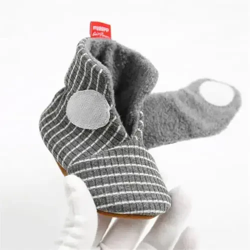 GDSDYM Baby Booties Cozy Fleece Slippers Soft Baby Shoes With Gripper Soles, Winter Warm Infant Newborn Crib Sock Shoes First Walkers - 6