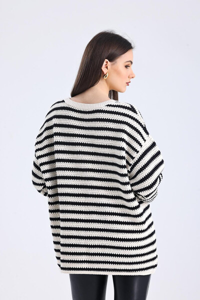 Genova - Boat Neck Relaxed Fit Striped Knit Sweater - Black Stripe Color - 15