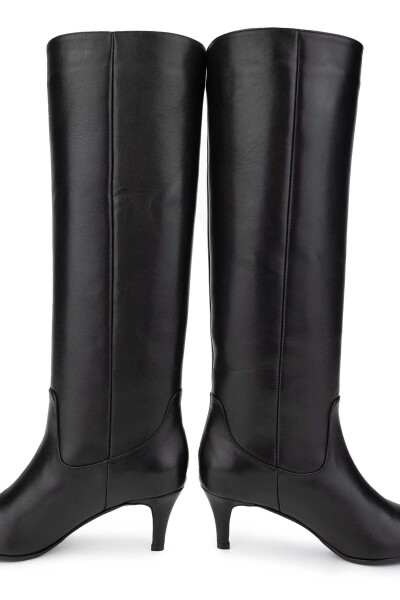 Genuine leather black heeled boots. - 4