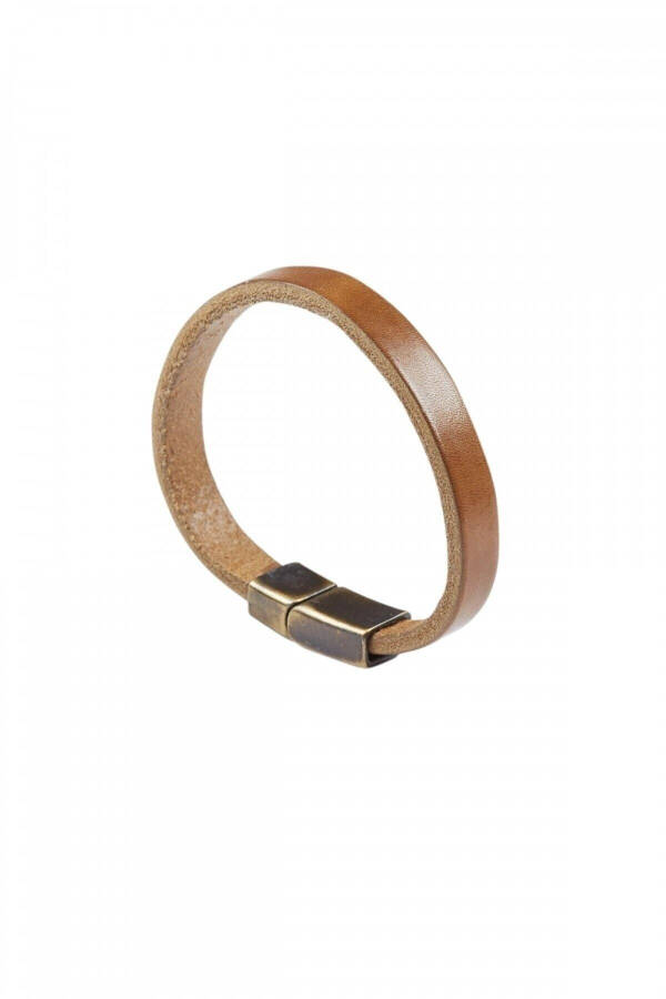 Genuine leather bracelet with magnetic closure. - 2