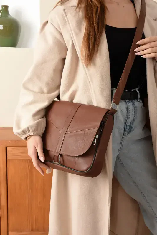 Genuine Leather Flap Brown Women's Shoulder Bag - ERZENO