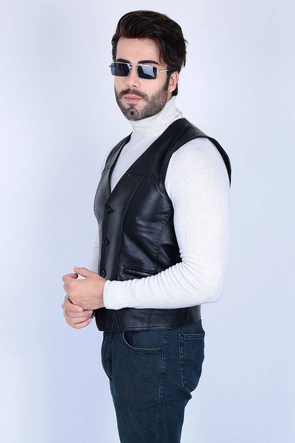 Genuine leather vest. - 6