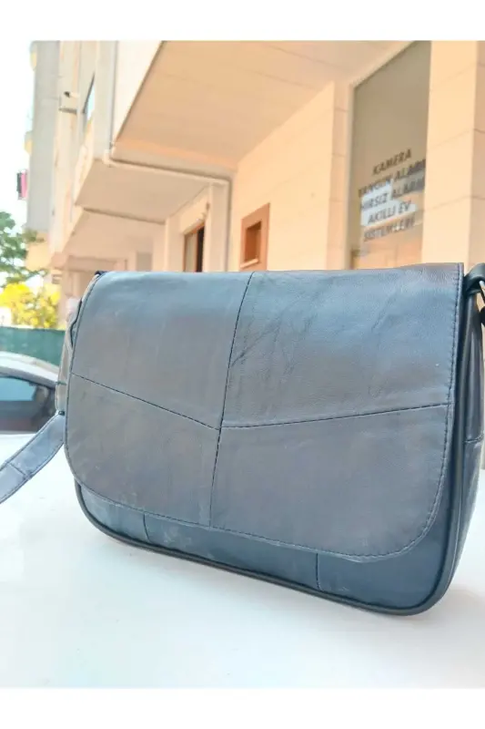 GENUINE LEATHER WOMEN'S BAG (25CM X 20CM) - Navy Blue - 2