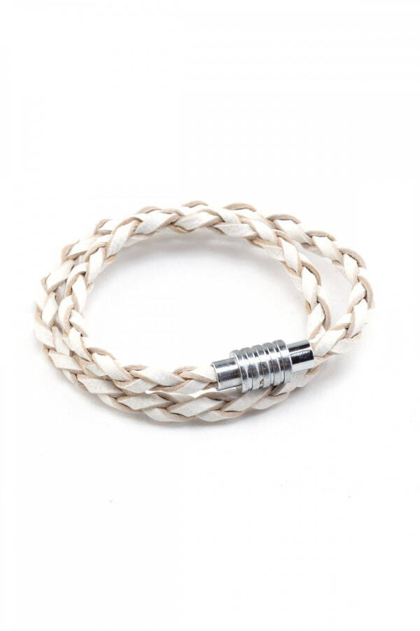 Genuine leather woven bracelet with magnetic closure. - 1