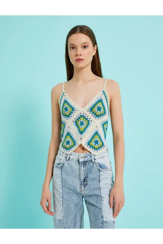 Geometric Patterned Knit Crop Tank Top - 3