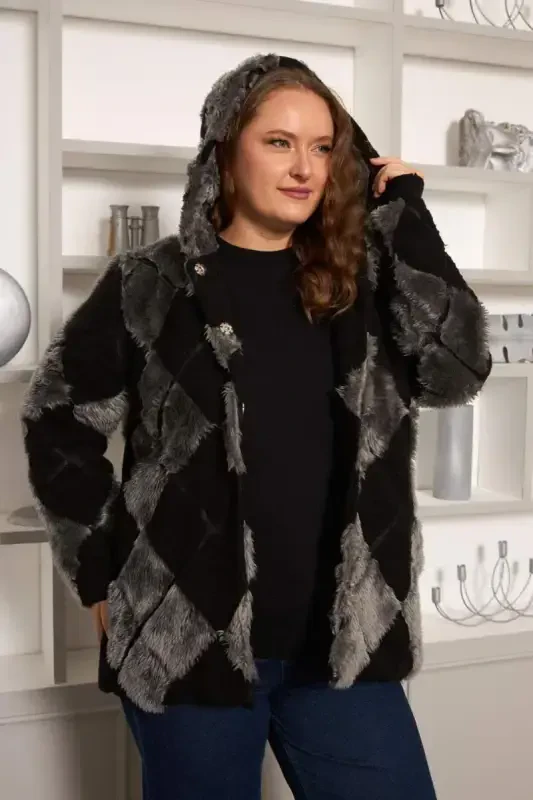 Geometric Plush Oversized Hooded Jacket Black - 2