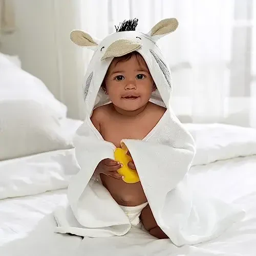 Gerber Baby 4 Piece Animal Character Hooded Towel and Washcloth Set, Grey Zebra, One Size - 4