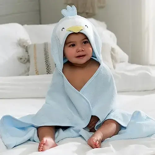 Gerber Baby 4 Piece Animal Character Hooded Towel and Washcloth Set, Blue Penguin, One Size - 2