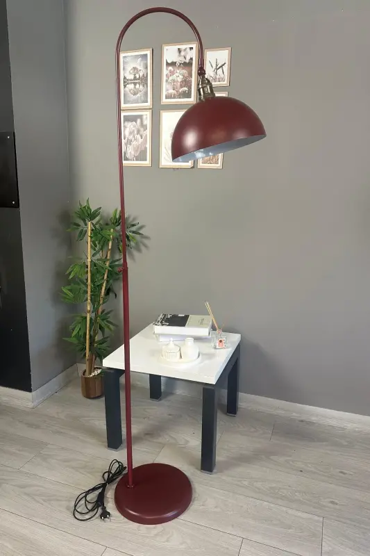 Gilos rangli lampa zamonaviy dekorativ metall yashash xonasi, o'quv xonasi uchun zamin lampasi - gilos rangli lola boshli - BAMYUM