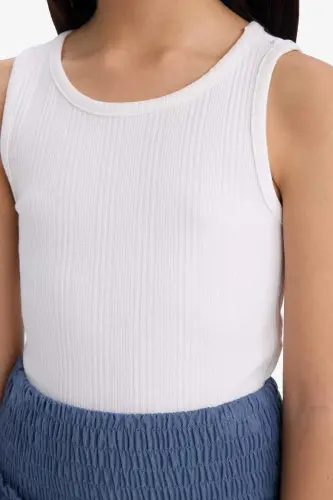 Girls' Basic White Athletic Tank Top with Bicycle Neck - 7