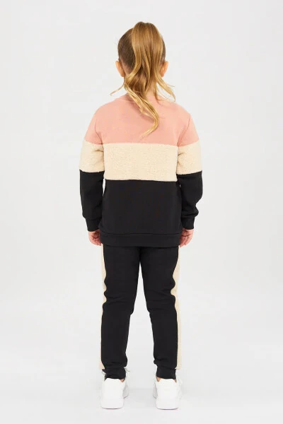 Girls' Colorful Salmon Sweatshirt - 2