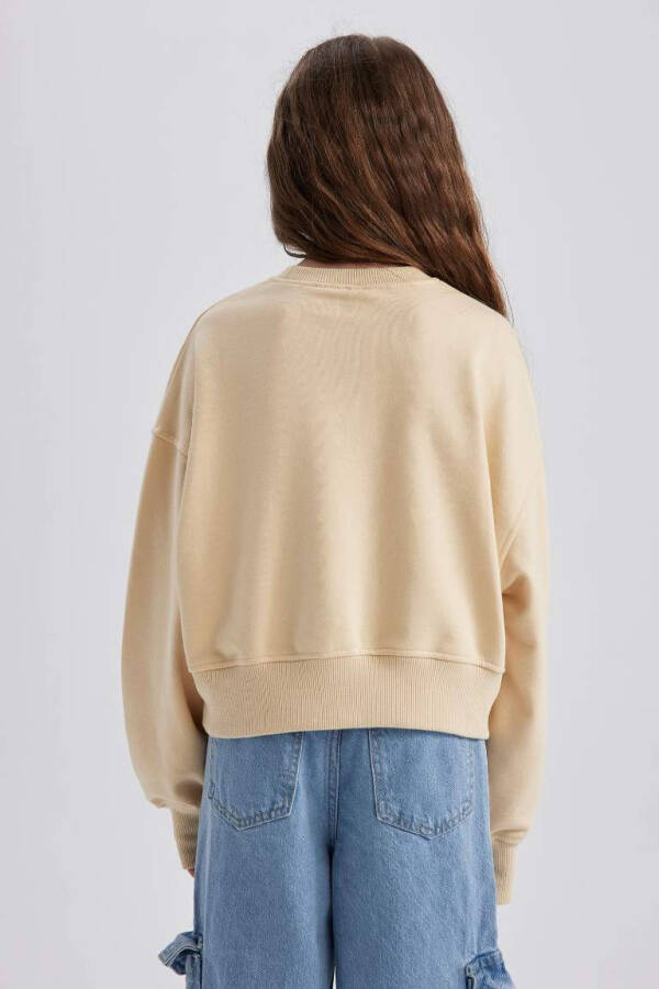 Girls' Oversized Printed Sweatshirt in Beige - 5