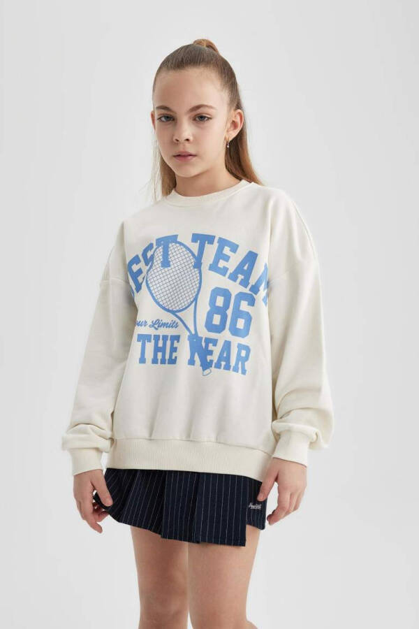 Girls' Oversized Sweatshirt with Crewneck Print in Ecru - 5