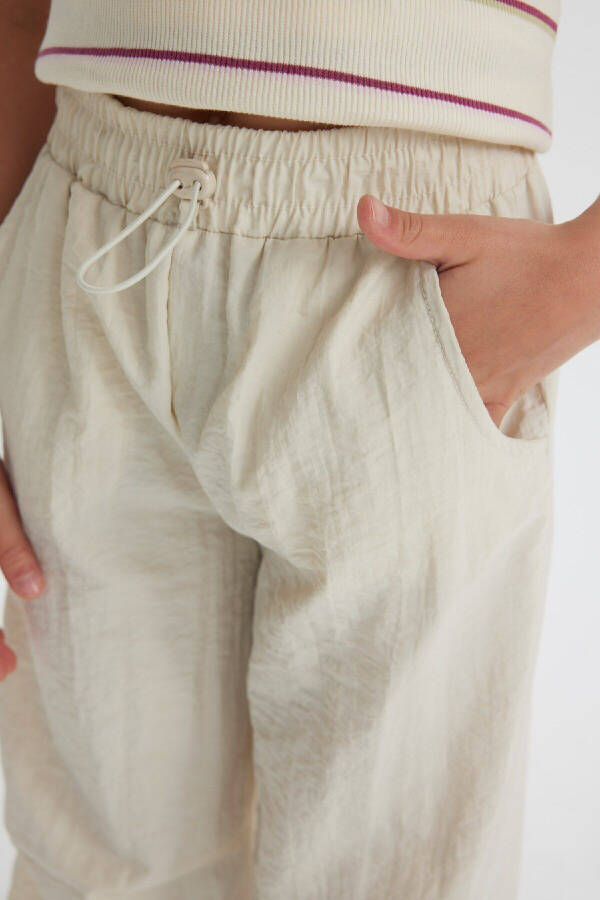 Girls' Parachute Jogger Pants D0646A824SM - 5