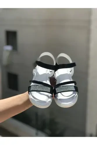 Girl's Sandal Fashion Rhinestone Sandal Phylon (light) Soft Sole Sandal-Shiny Black - 3