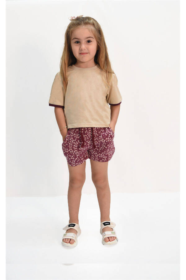 Girls' Soft Texture T-shirt and Shorts Set with Color Details - 2