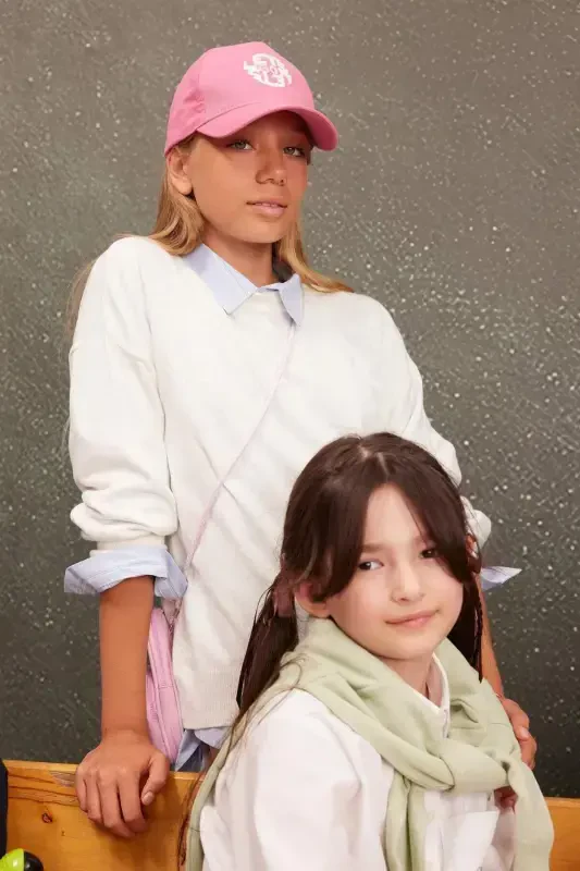 Girls' Standard Fit Crew Neck Sweater C6902A824AU - 7