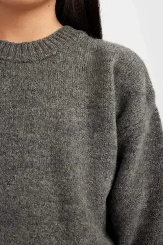 Girls' Standard Fit Crew Neck Sweater C6908A824AU - 5