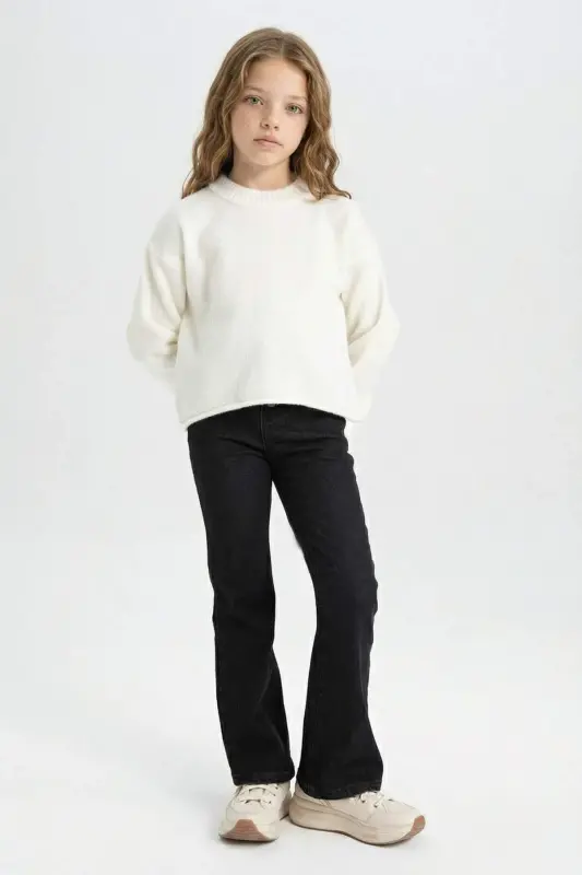 Girl's Standard Fit Crew Neck Sweater C6908A824AU - 2