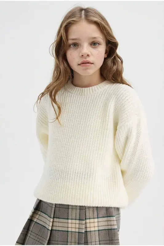 Girls' Standard Fit Crew Neck Sweater C6909A824AU - 3