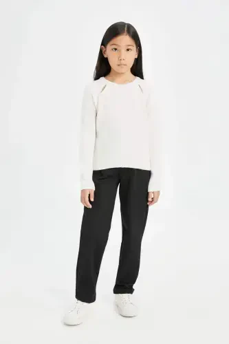 Girls Standard Fit Crew Neck Sweater C6910A824AU - DEFACTO (1)