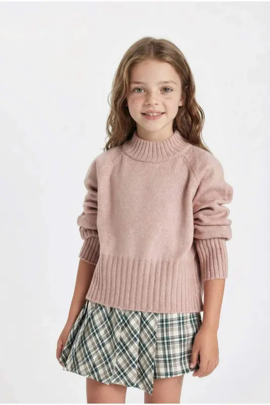 Girls' Standard Fit Crewneck Sweater C9553A824AU - DEFACTO