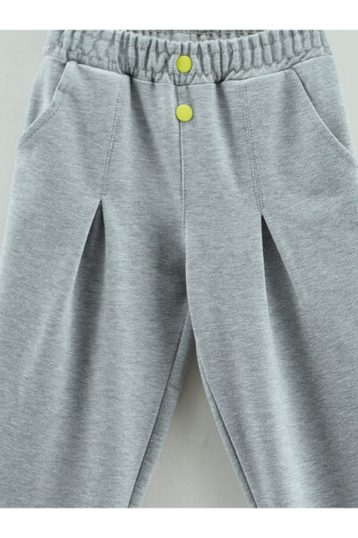 Girl's Sweatpants with Pockets and a Crinkle Sound - 2