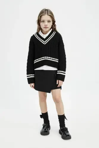 Girl's V-Neck Cable Knit Sweater Black - DEFACTO (1)