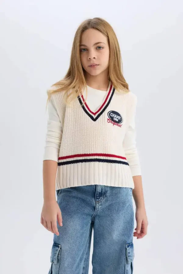 Girl's V-Neck Embroidered Sweater Ecru - 7