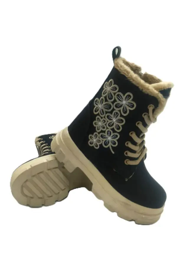 Girls' waterproof, fleece-lined boots with zipper. - 2