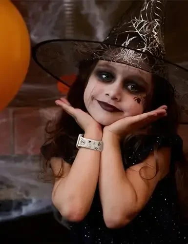 Girovo Cartoon Gravürlangan Tasmalar Apple Watch Band 40/38/41/42/49/45/44/46mm Ayollar uchun mos, Ikki tonli Yoqimli Yumshoq Silikon Zamonaviy Sport Tasmachasi iWatch Series 10/9/8/7/6/5/4/3/2/1/SE uchun - 6