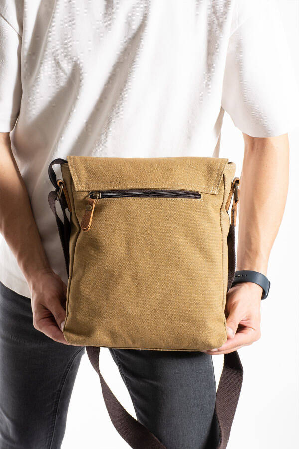 GK62 Canvas Messenger Bag Multi-Compartment University Daily Bag Macbook Tablet Bag Beige - 6