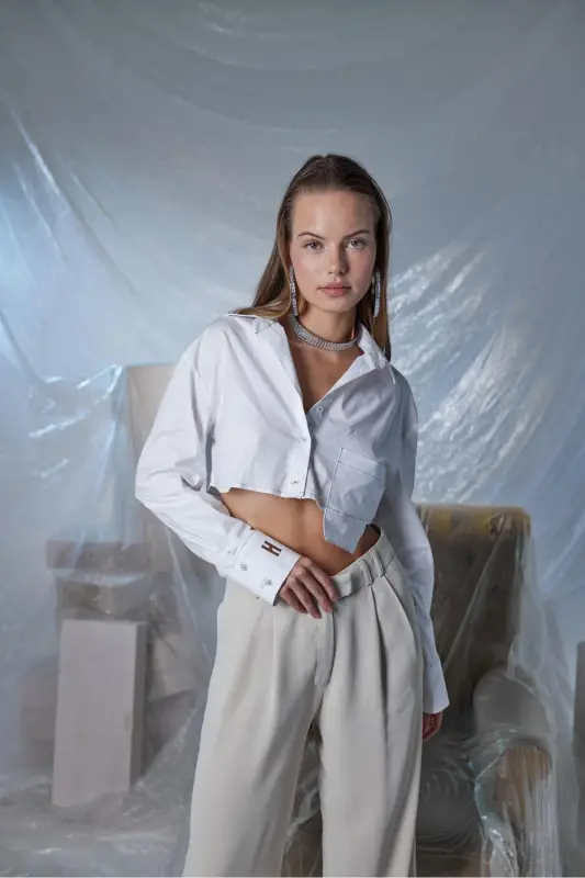 Göğüs Cepli Crop Gömlek Beyaz-Beyaz - 4