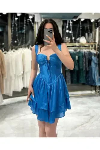 Göğüs Detaylı Kalın Askılı Sırt Dekolteli Mavi Mini Elbise - Abiye & Mezuniyet Elbisesi-Mavi - MİSSCİXFASHİON (1)